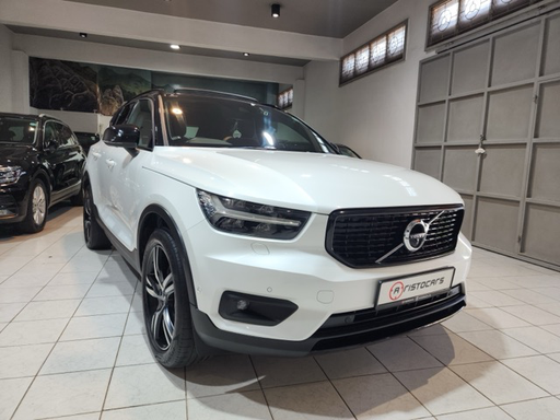 Volvo XC40 T4 R Design